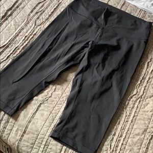 !!!Cropped workout lulu leggings!!!